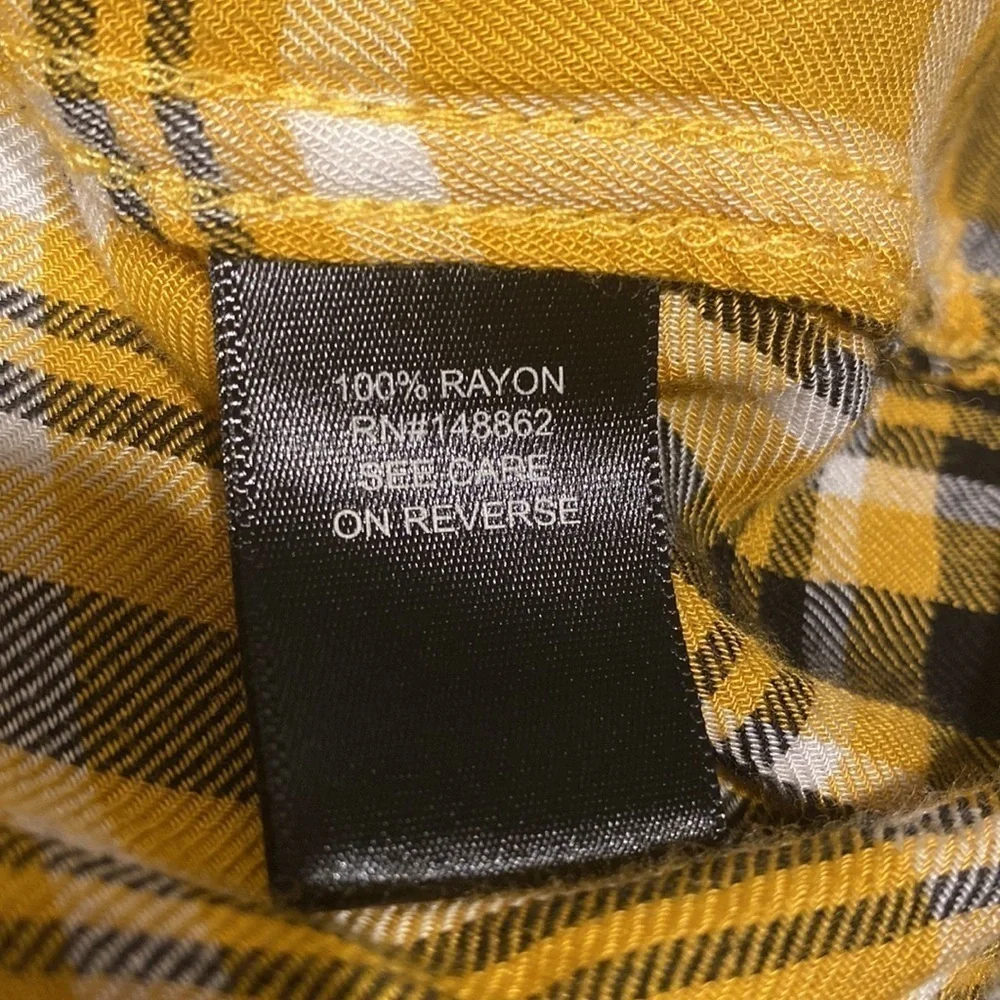 K womens Torrid casual button down long sleeve plus size shirt size 3 - Picture 4 of 4